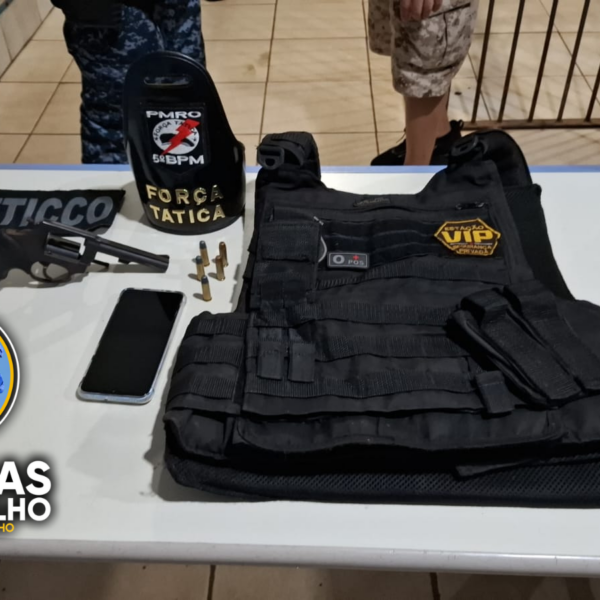 FORÇA TÁTICA DO 5º BPM PRENDE SUSPEITO DE ASSALTO A VIGILANTE DA UNIR E RECUPERA ARMA E COLETE BALÍSTICO