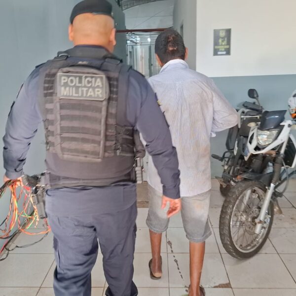 HOMEM É PRESO APÓS TENTAR FURTAR BOMBA D’ÁGUA DE RESIDÊNCIA NA ZONA LESTE DE PORTO VELHO