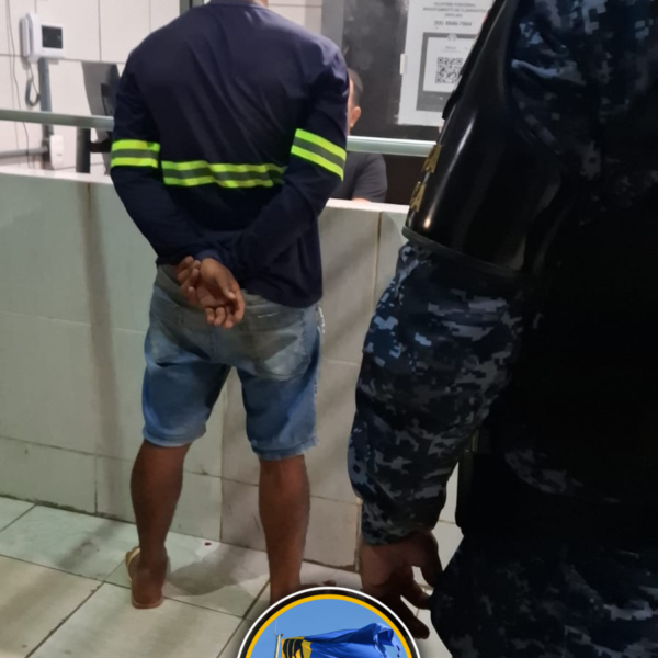 Homem é preso com maconha, dinheiro e balança de precisão durante abordagem em Porto Velho