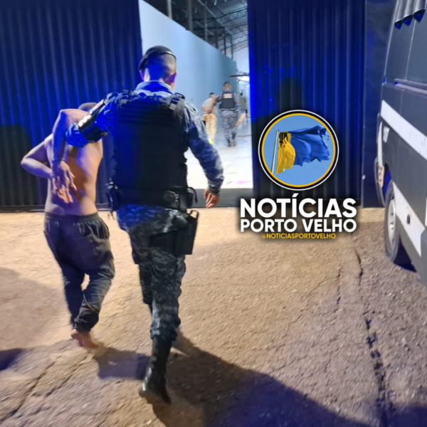 TRAFICANTES DE 28 E 31 ANOS SÃO PRESOS COM DROGAS, BALANÇA DE PRECISÃO E CADERNO DO TRÁFICO DURANTE OPERAÇÃO SUFOCARE