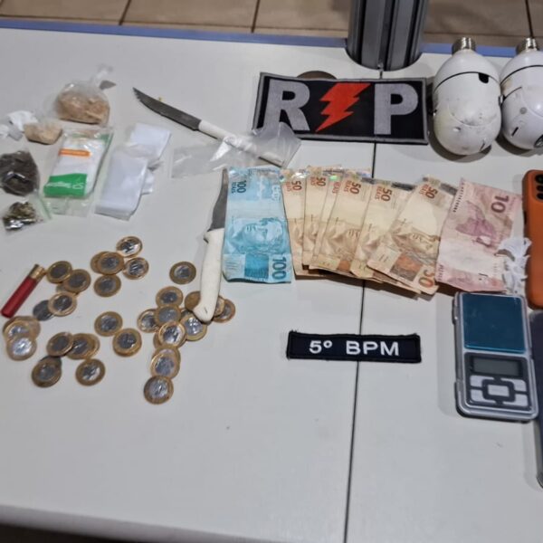 SUSPEITO DE 27 ANOS É PRESO COM DROGAS, DINHEIRO, BALANÇA E MUNIÇÃO EM PORTO VELHO